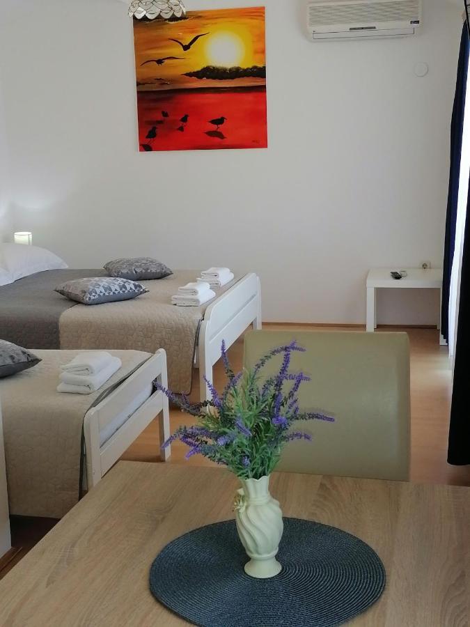 Apartments Kozjan Karlovac Eksteriør bilde