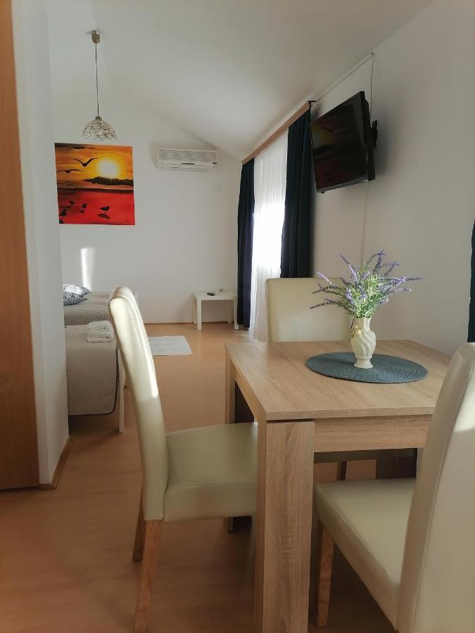Apartments Kozjan Karlovac Eksteriør bilde