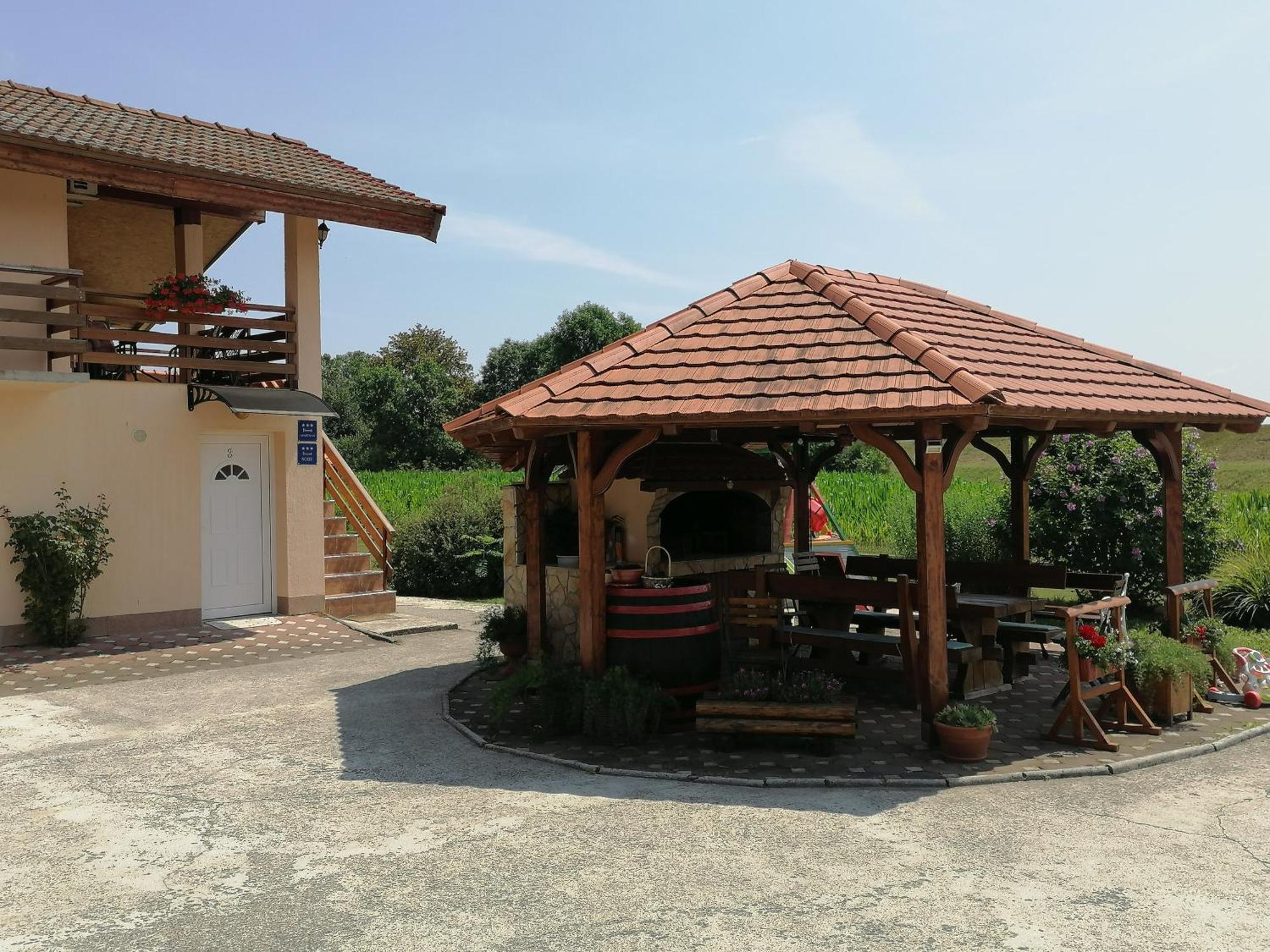 Apartments Kozjan Karlovac Rom bilde