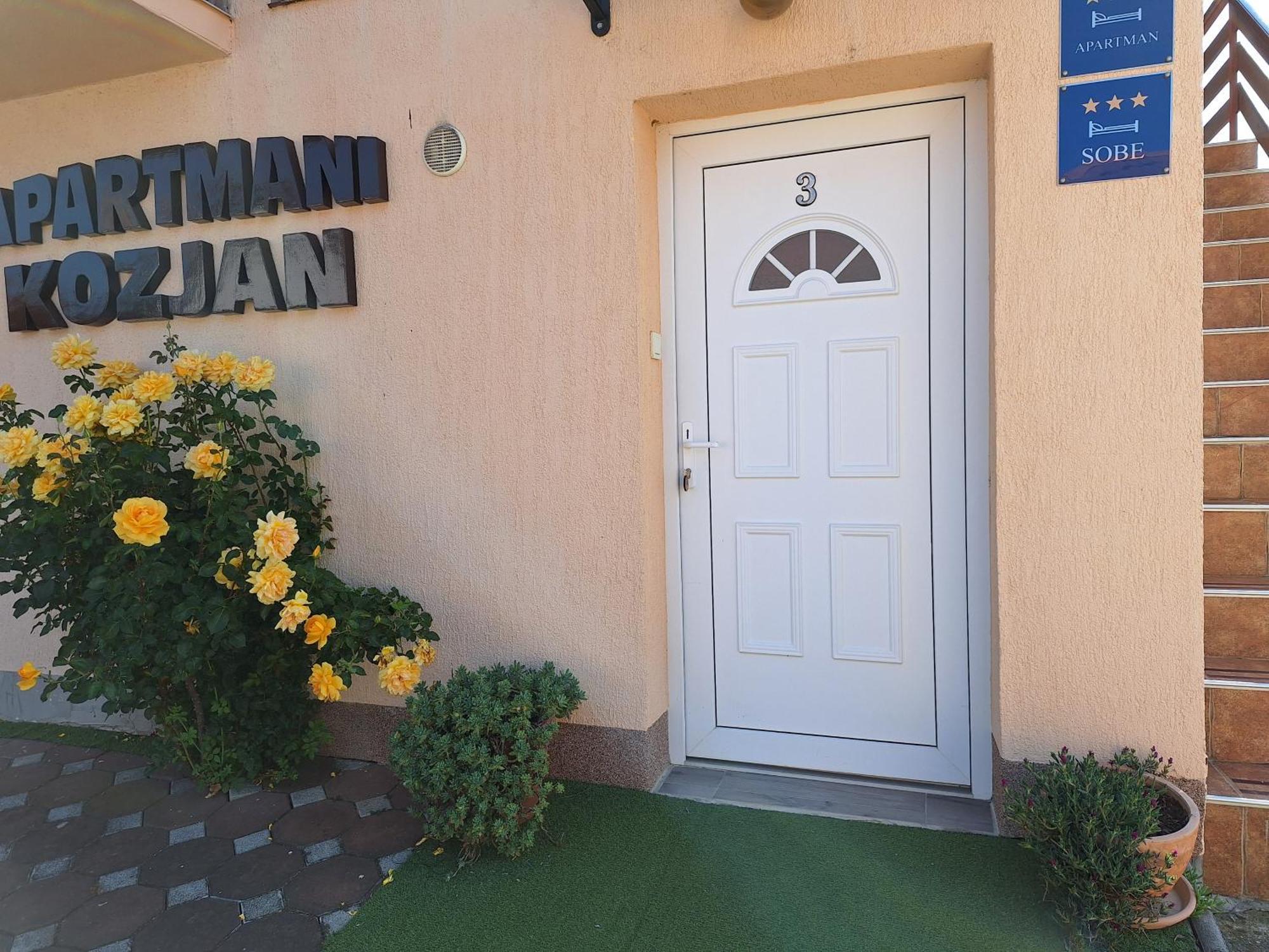 Apartments Kozjan Karlovac Eksteriør bilde