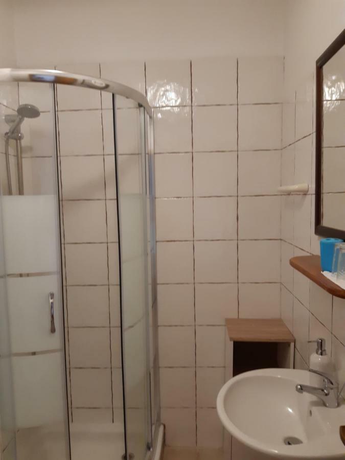 Apartments Kozjan Karlovac Eksteriør bilde